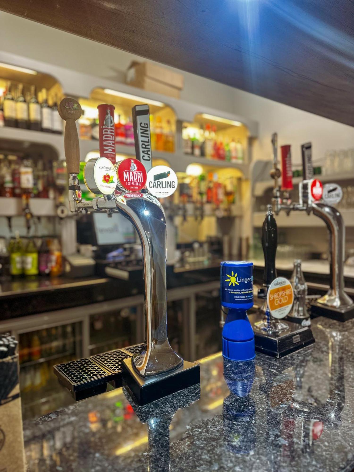 The Corbet Arms Hotel Uffington  Exterior foto