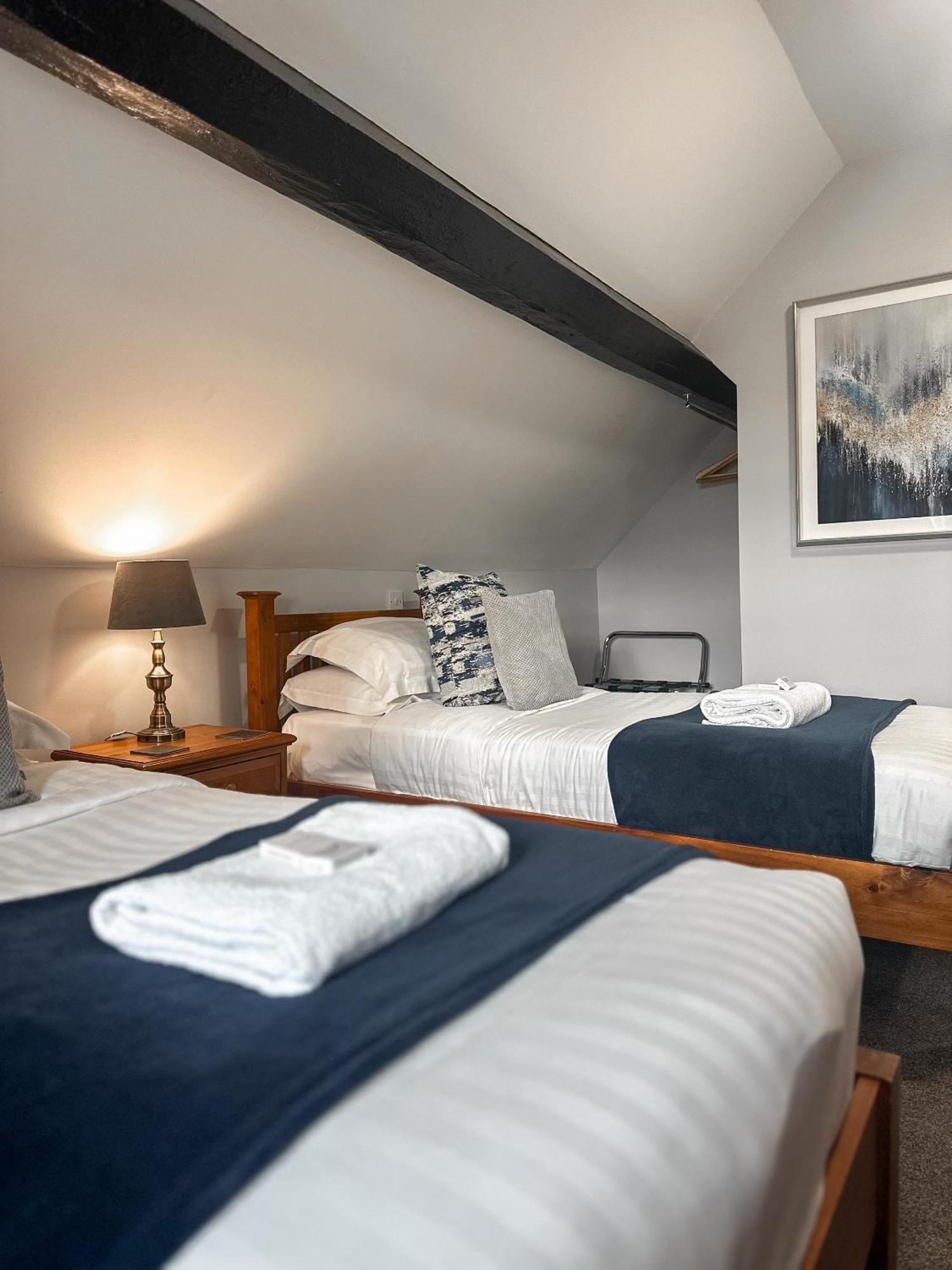 The Corbet Arms Hotel Uffington  Cameră foto