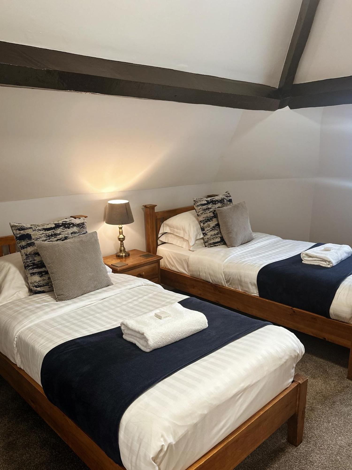 The Corbet Arms Hotel Uffington  Cameră foto