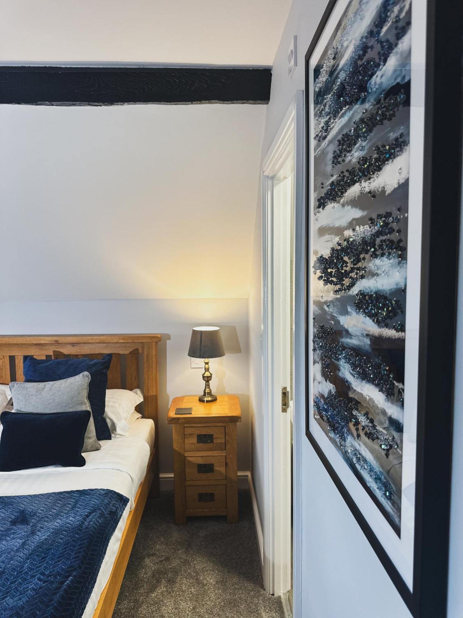 The Corbet Arms Hotel Uffington  Cameră foto